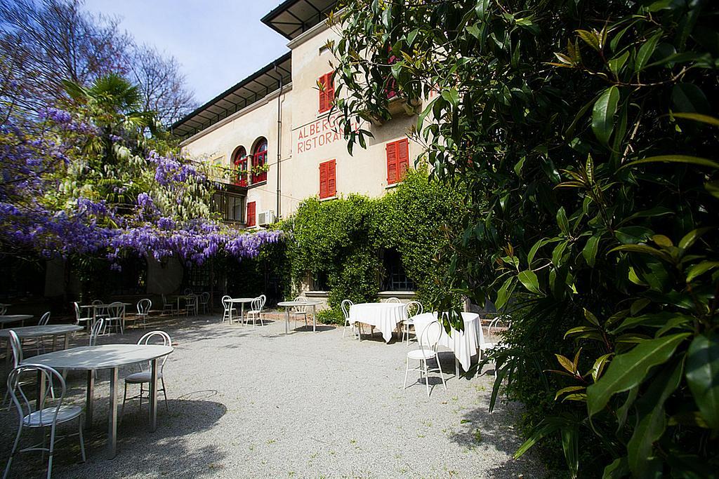 Albergo Ristorante Madonnina Cantello Kültér fotó